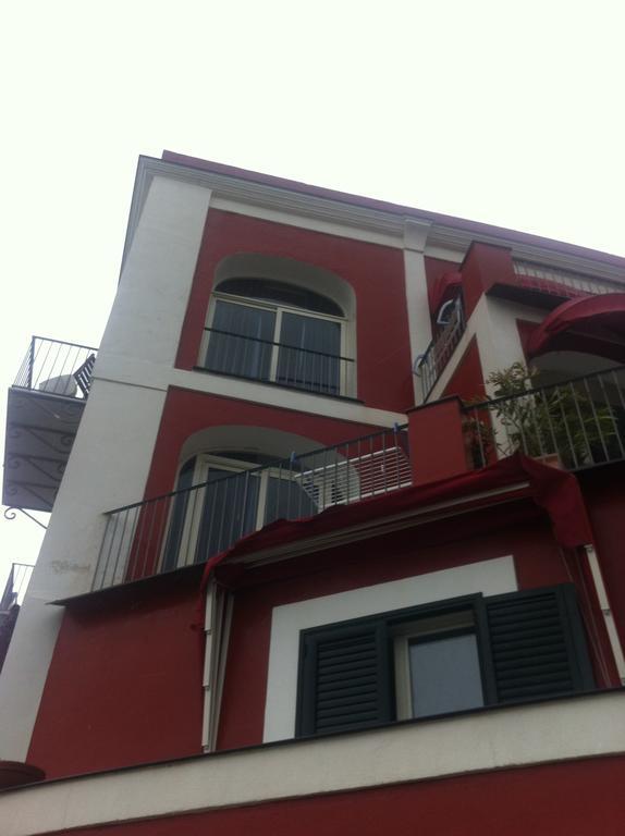 Hotel Villa Iulia Ventotene Exterior photo